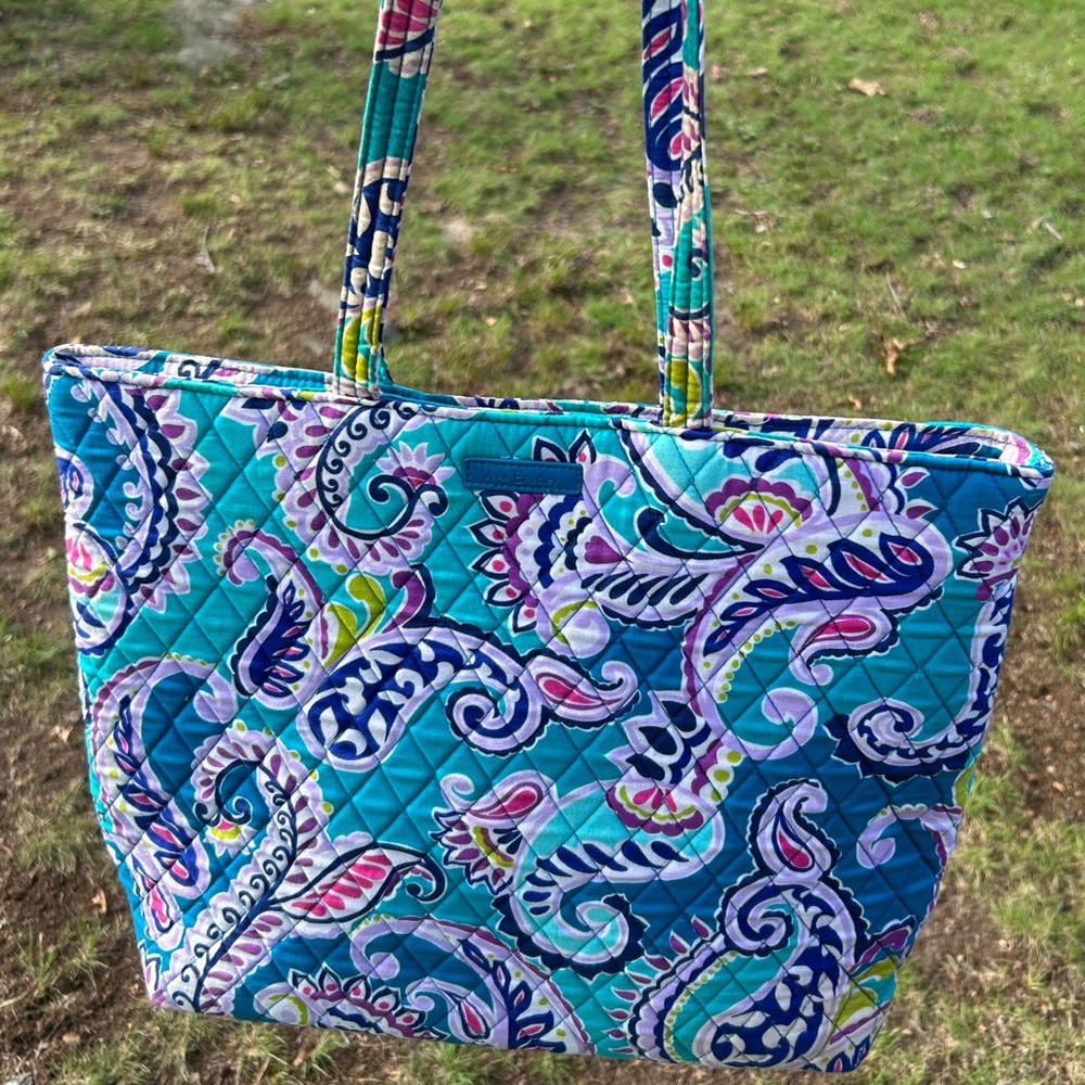 Vera Bradley Blue and White Pink Paisley Tote